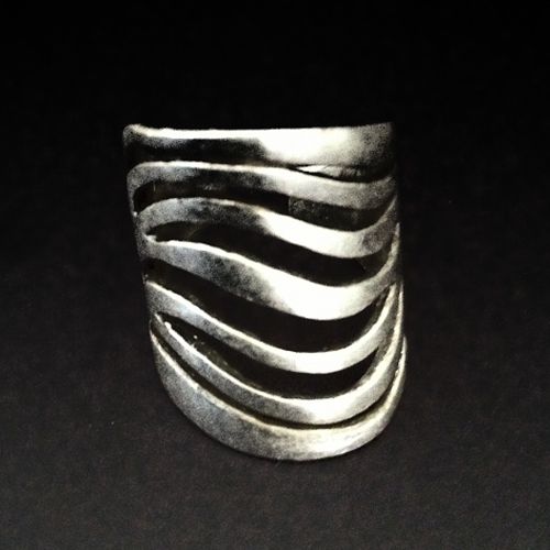 Seraglio Adjustable Wide Ring - Wavy - 3572